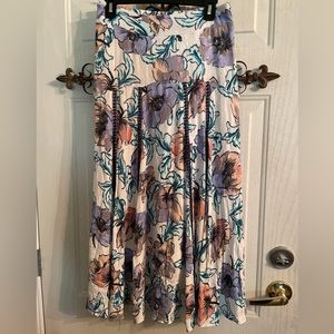 Floral print boho skirt